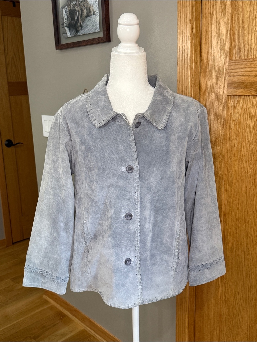Cabela's Women's Light Gray Suede Button Jacket